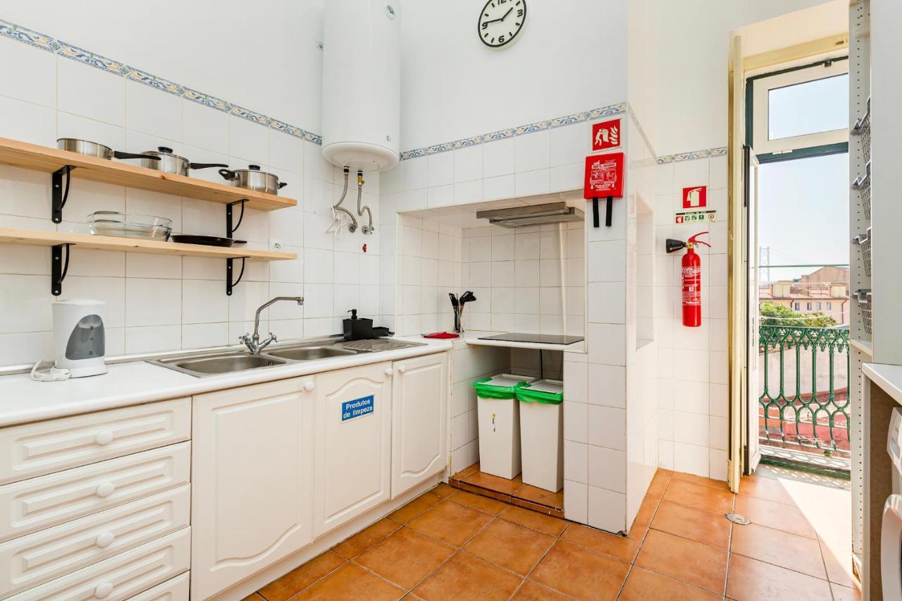 4br - Excellent Location - New Mattresses! Apartamento Lisboa